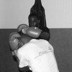 La boxe thaïlandaise, ou muay-thaï un sport de combat, classé en Occident parmi les boxes pieds-poings