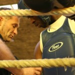 Le Muay Thaï est un art martial créé pour les militaires au XVIe siècle Les combat se déroule en 3 ou 5 rounds